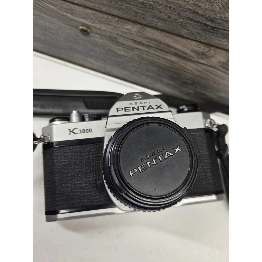 Pentax K1000 35mm SLR Film Camera SMC Pentax-M 50mm f2 Lens Mino Auto 25 Flash